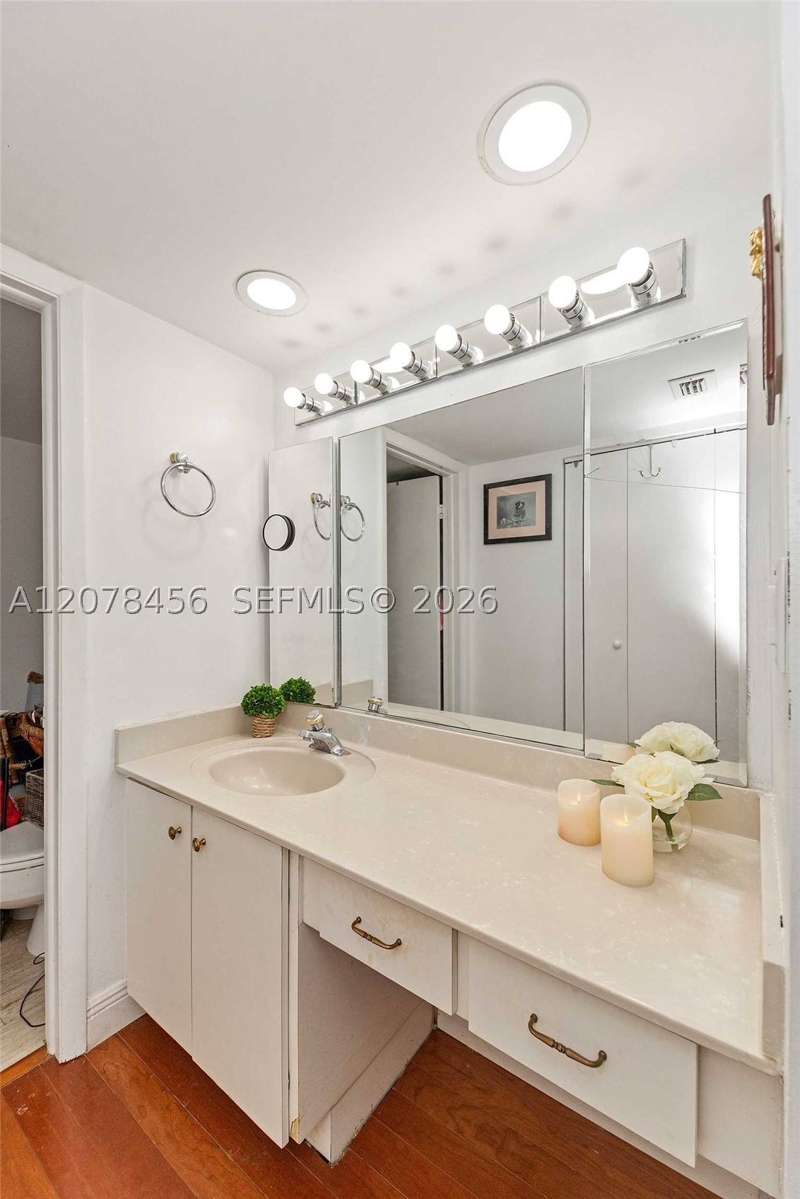 1925 Brickell Ave #1501D Miami, FL 33129