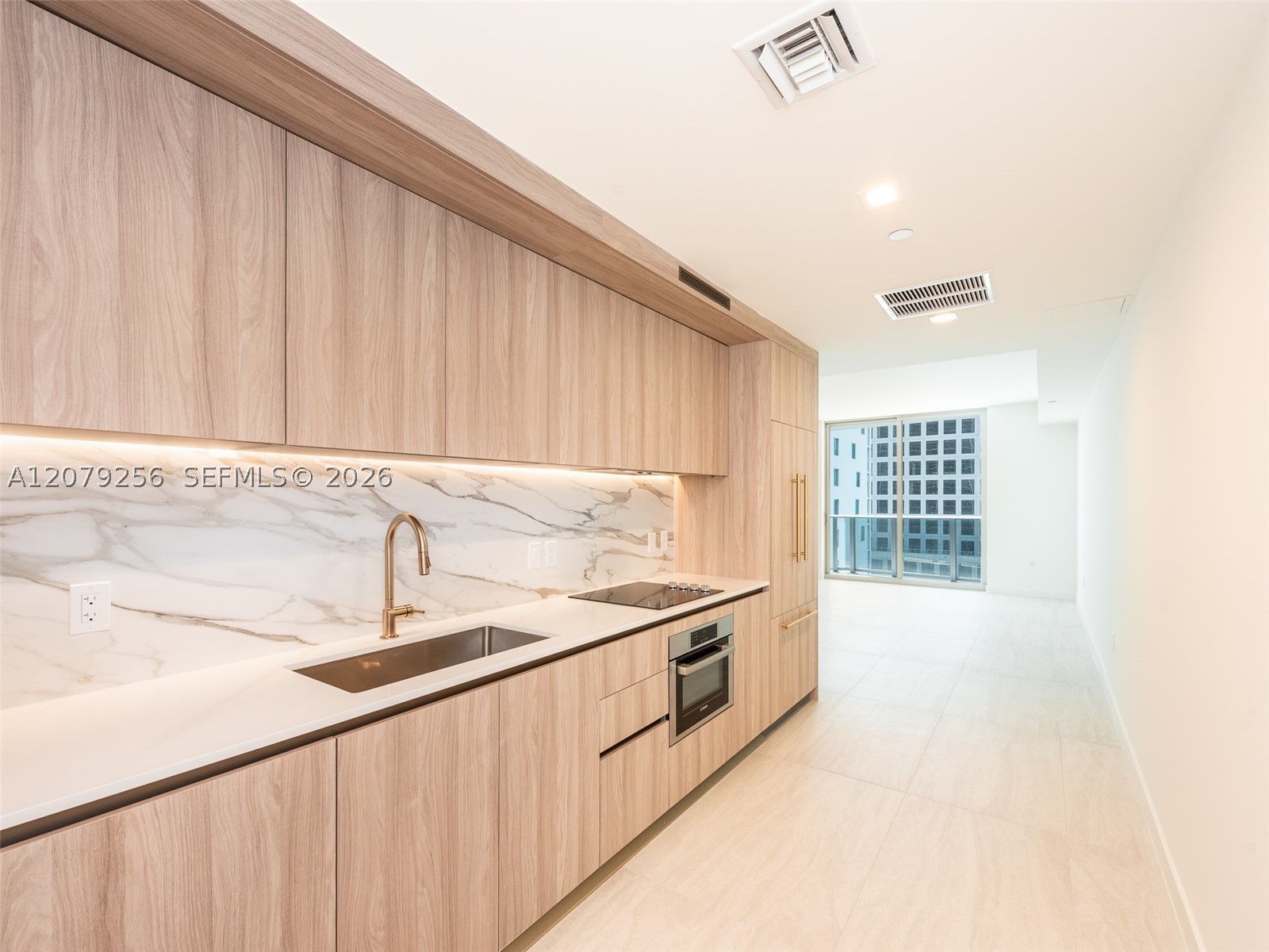 77 SE 5th St #1714