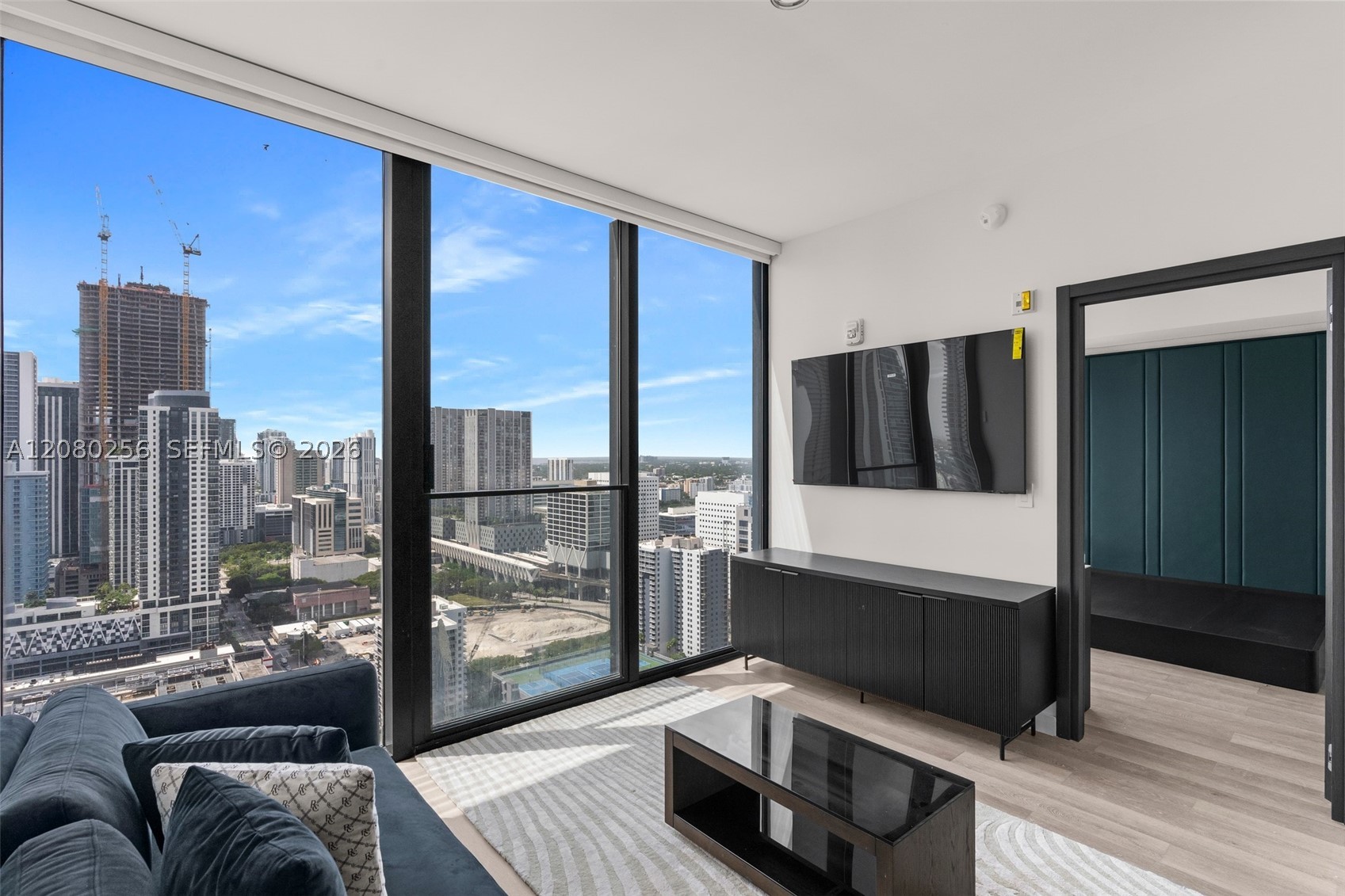 image E11EVEN Hotel & Residences11