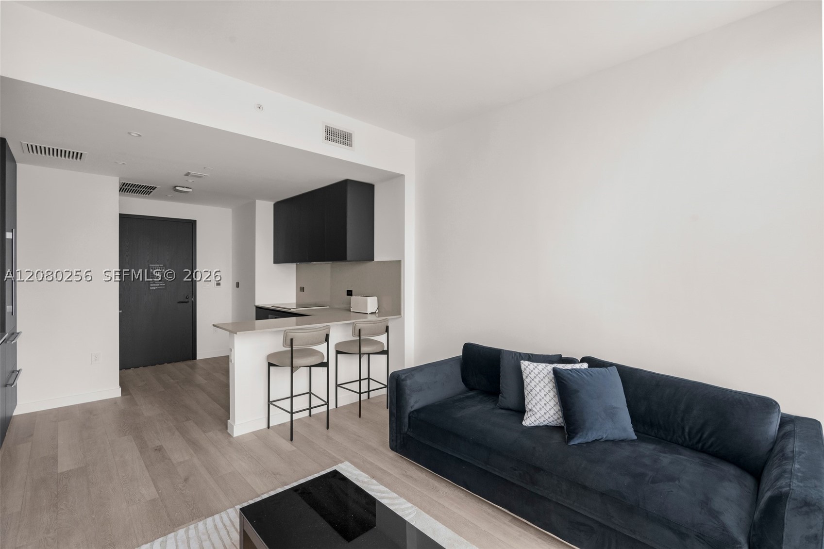 image E11EVEN Hotel & Residences13