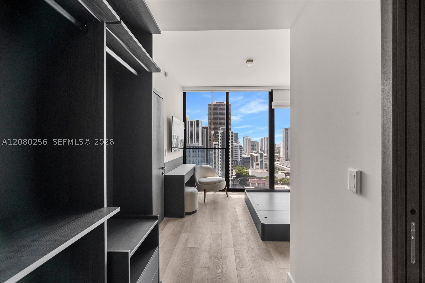 image E11EVEN Hotel & Residences21
