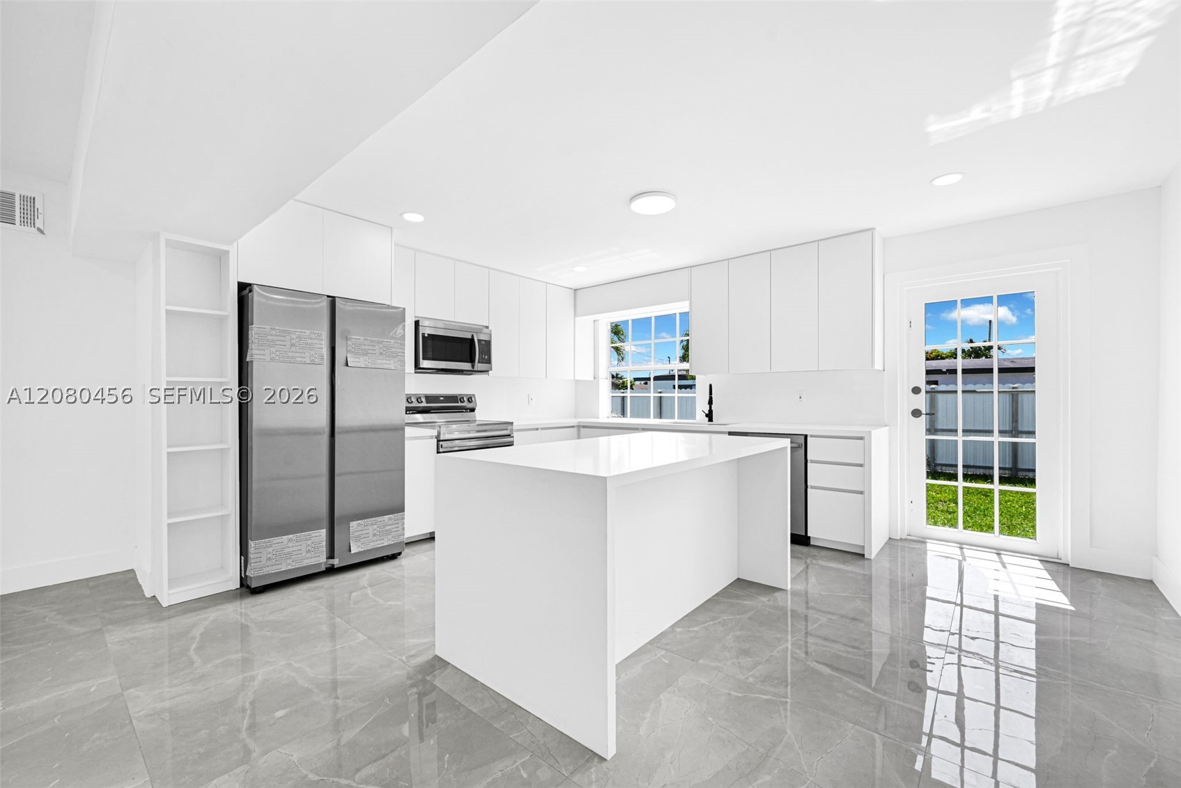4040 SW 108th Ave
