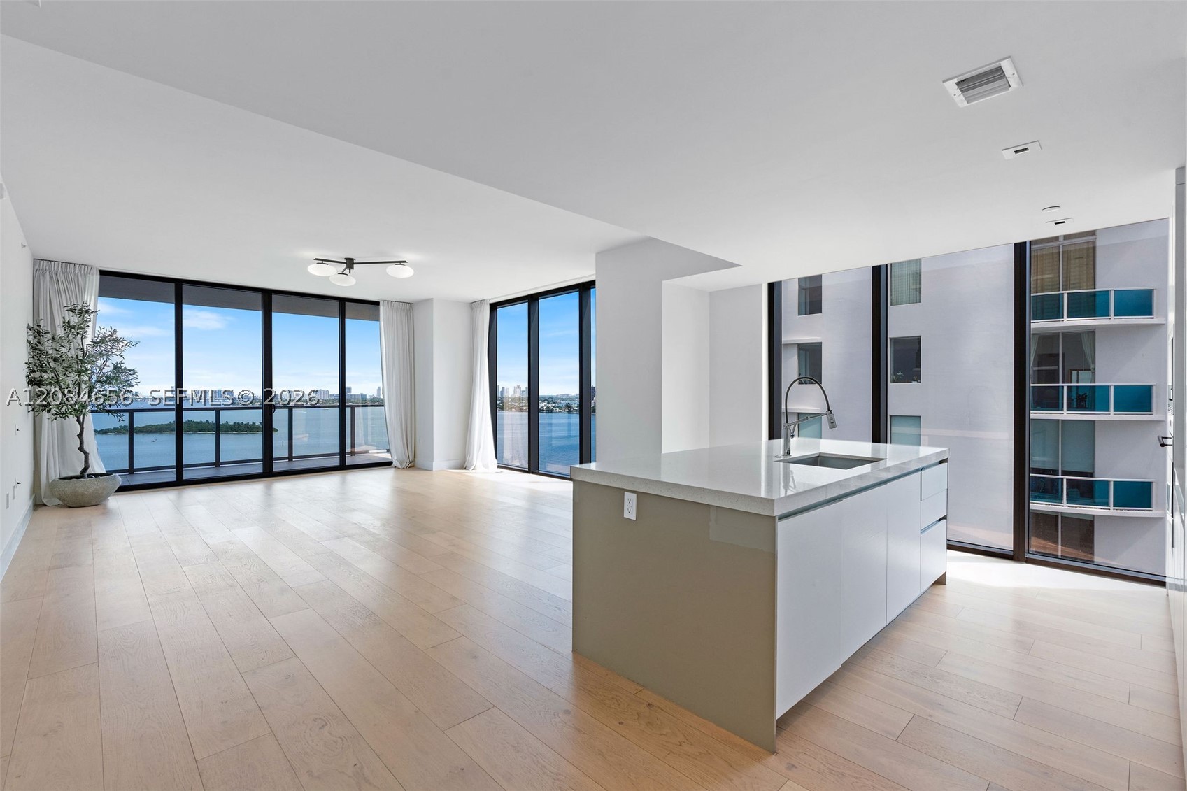 image Elysee Miami1