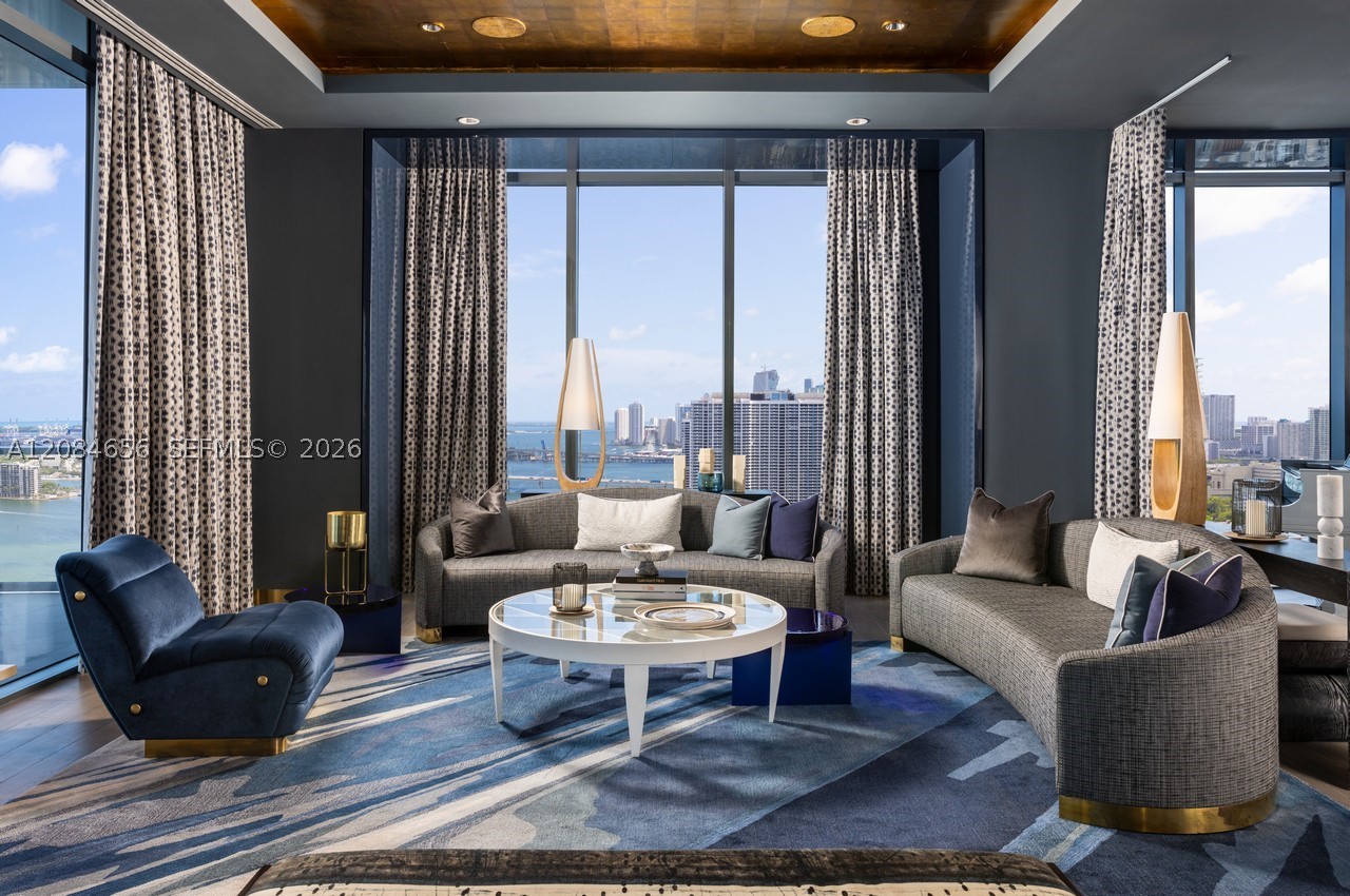 image Elysee Miami45