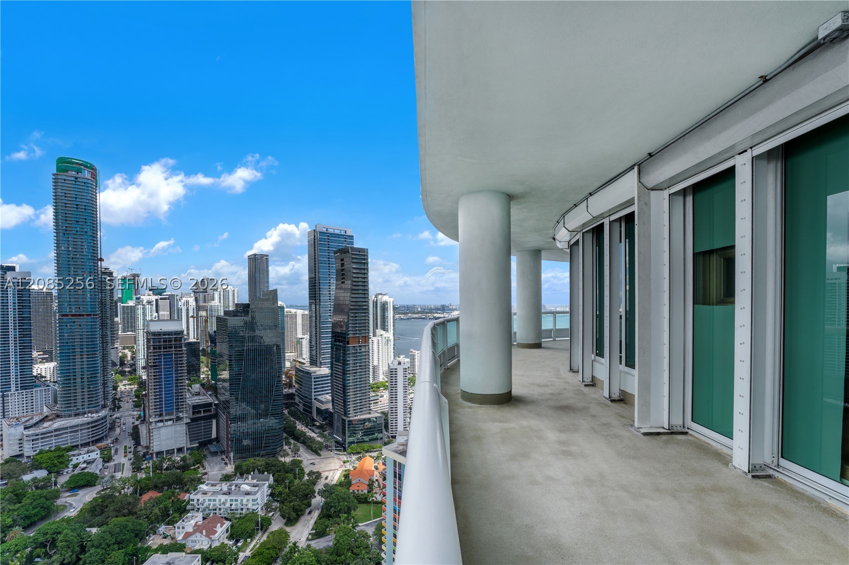 1643 Brickell Ave #PH4901 Miami, FL 33129
