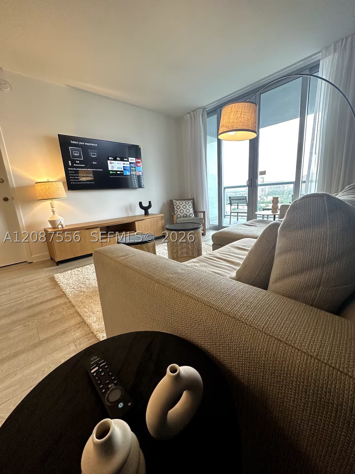 image Beachwalk Condominium18