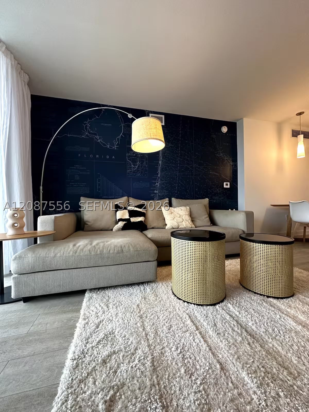 image Beachwalk Condominium21