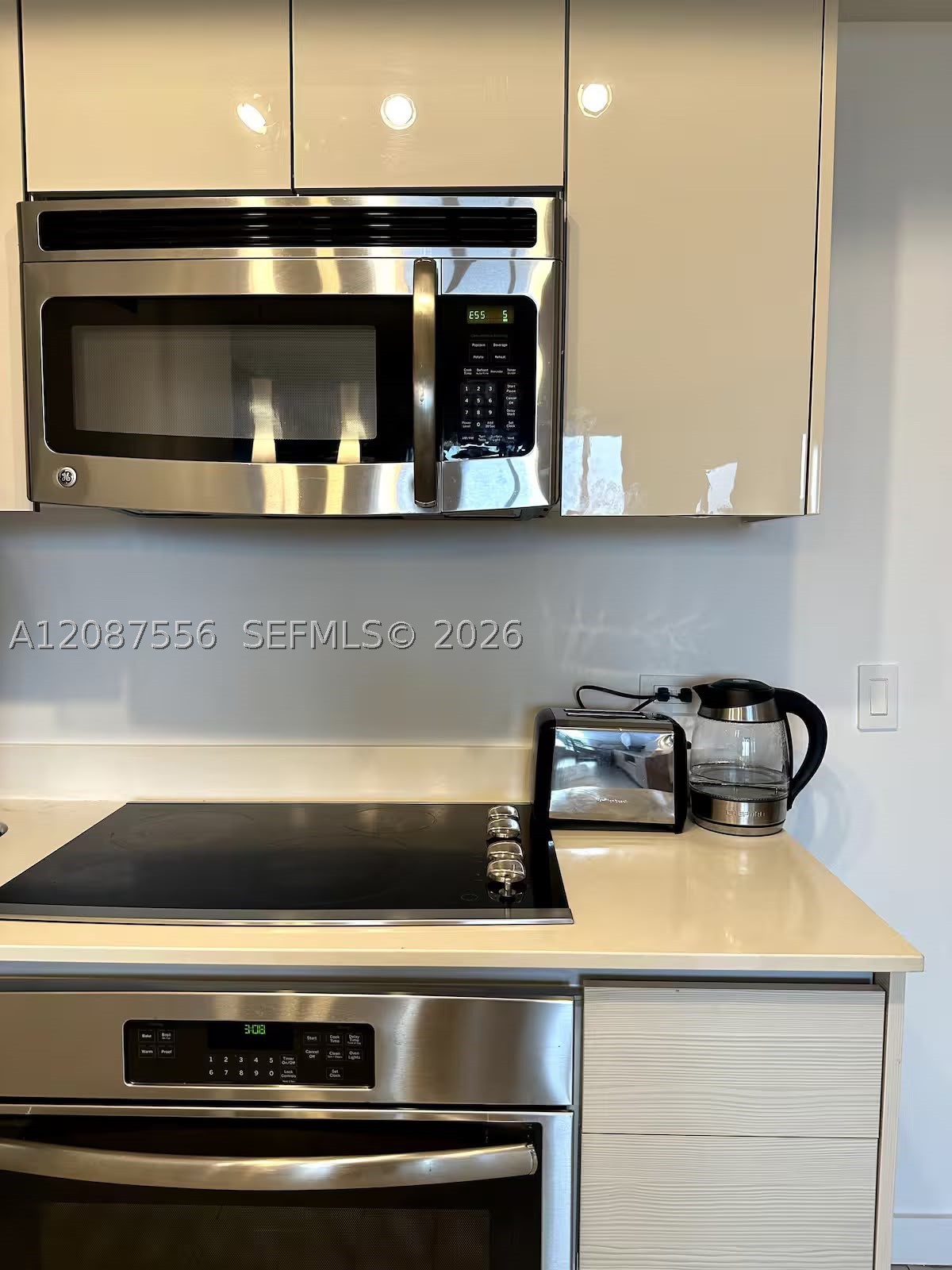image Beachwalk Condominium25