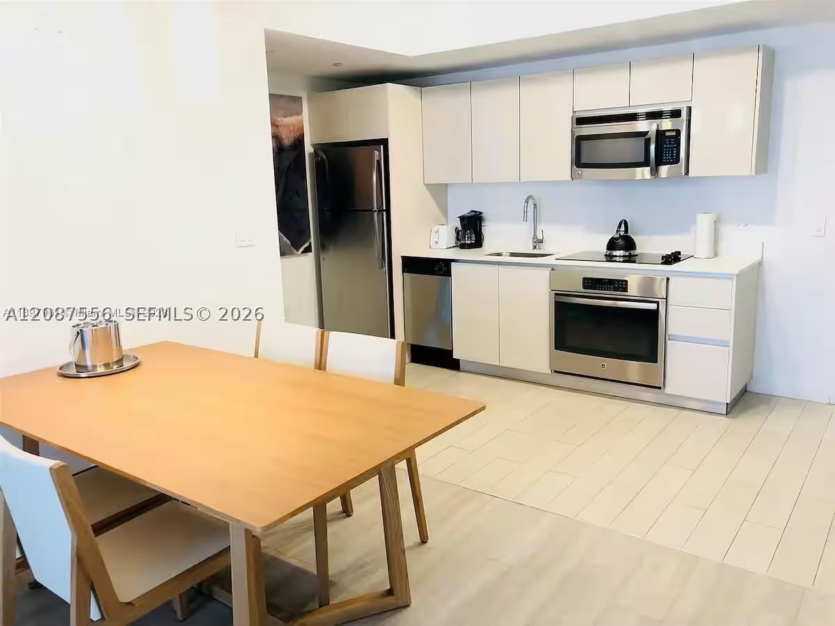 image Beachwalk Condominium27