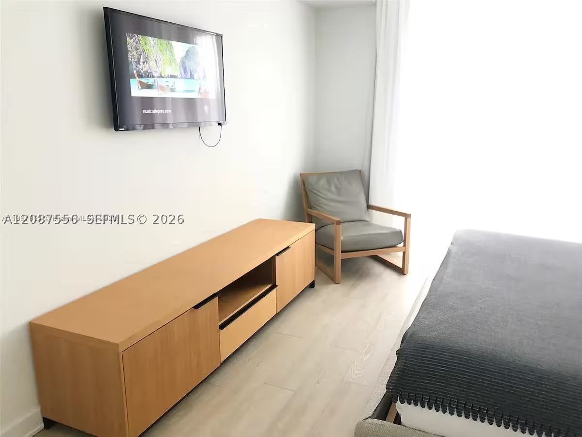 image Beachwalk Condominium37