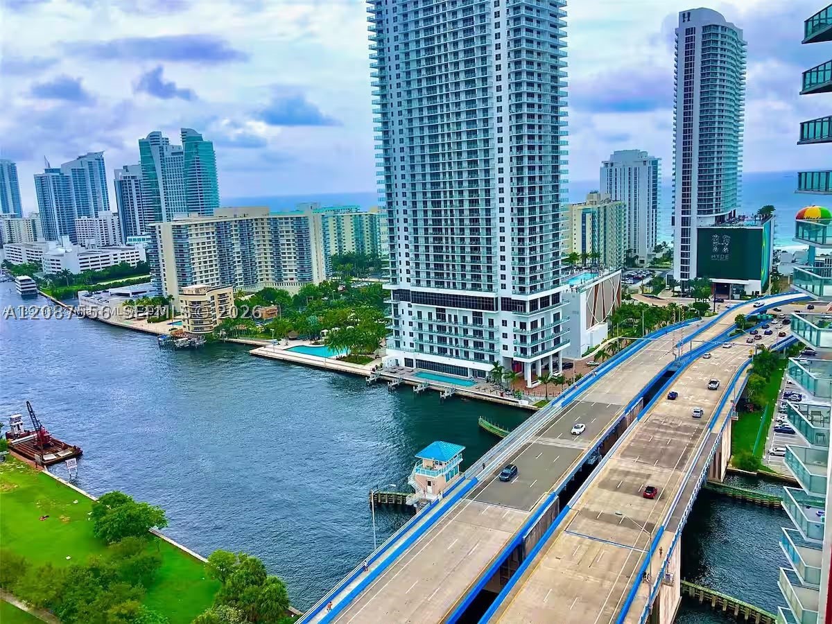 image Beachwalk Condominium42
