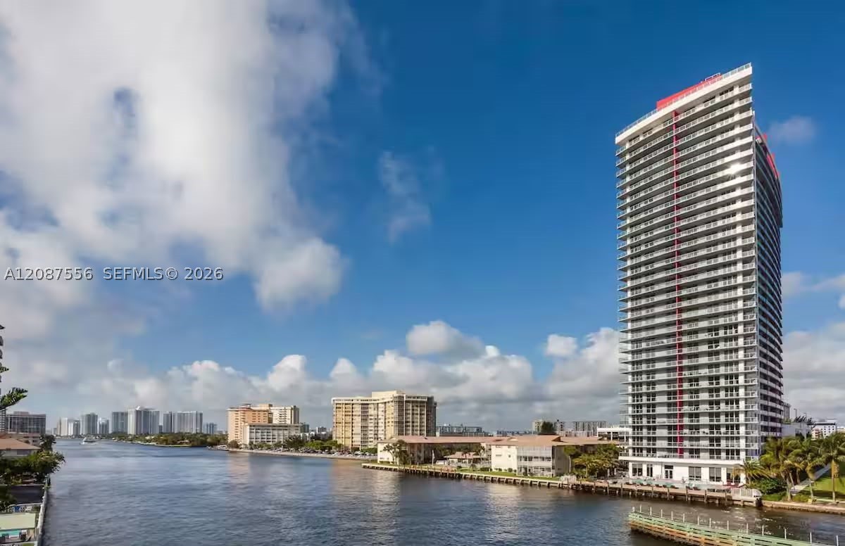 image Beachwalk Condominium43