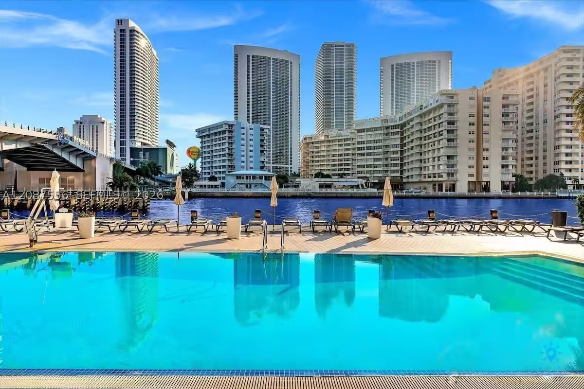 image Beachwalk Condominium46