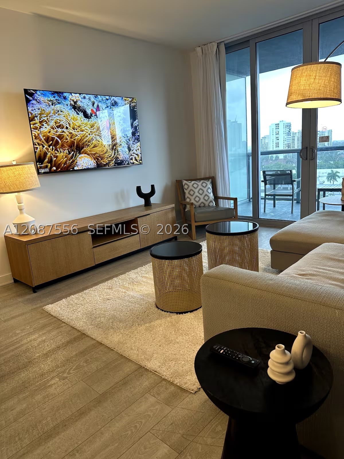 image Beachwalk Condominium5