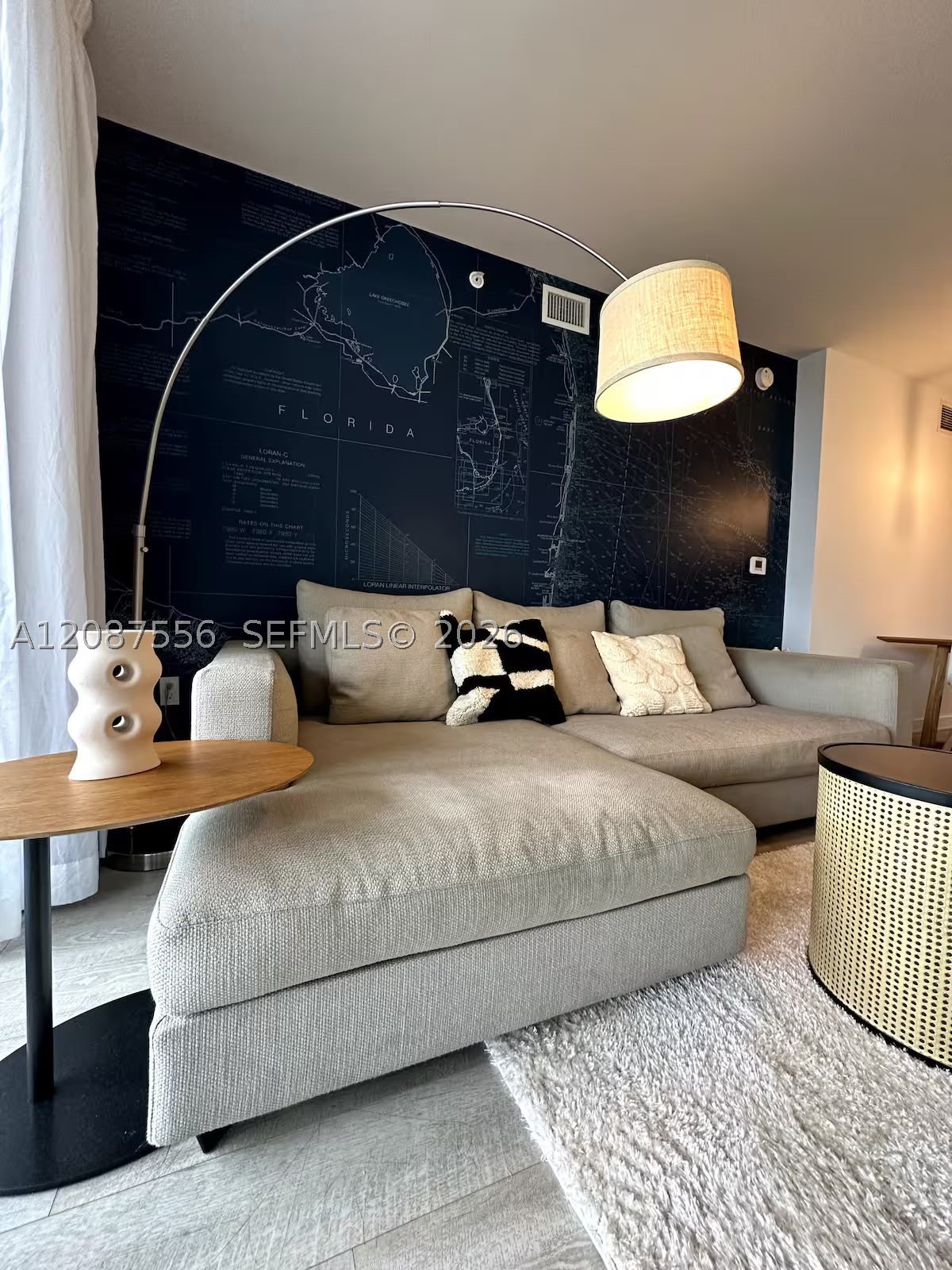 image Beachwalk Condominium8