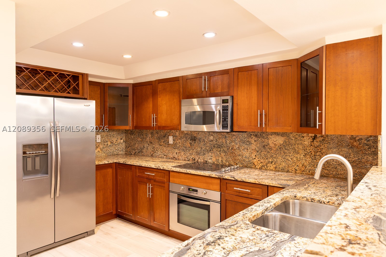 image Brickell Key One3