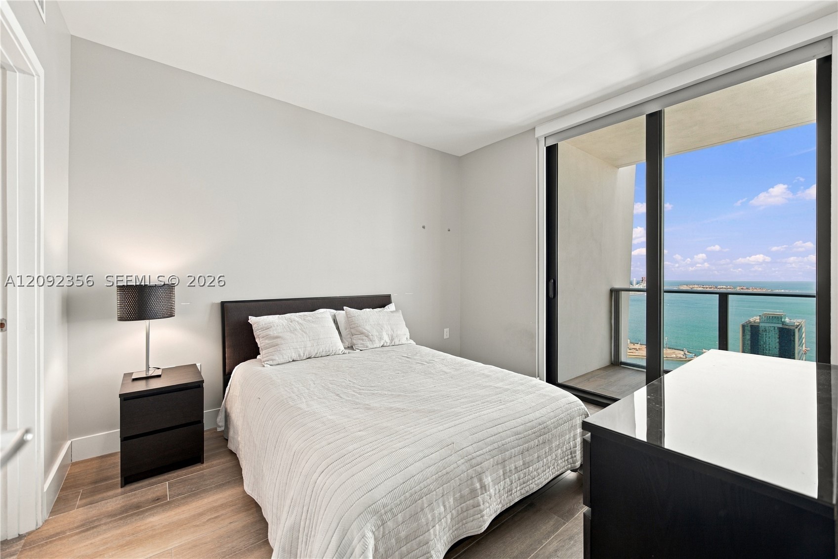 image 1010 Brickell19