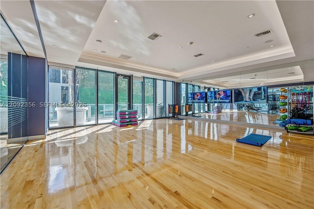image 1010 Brickell41