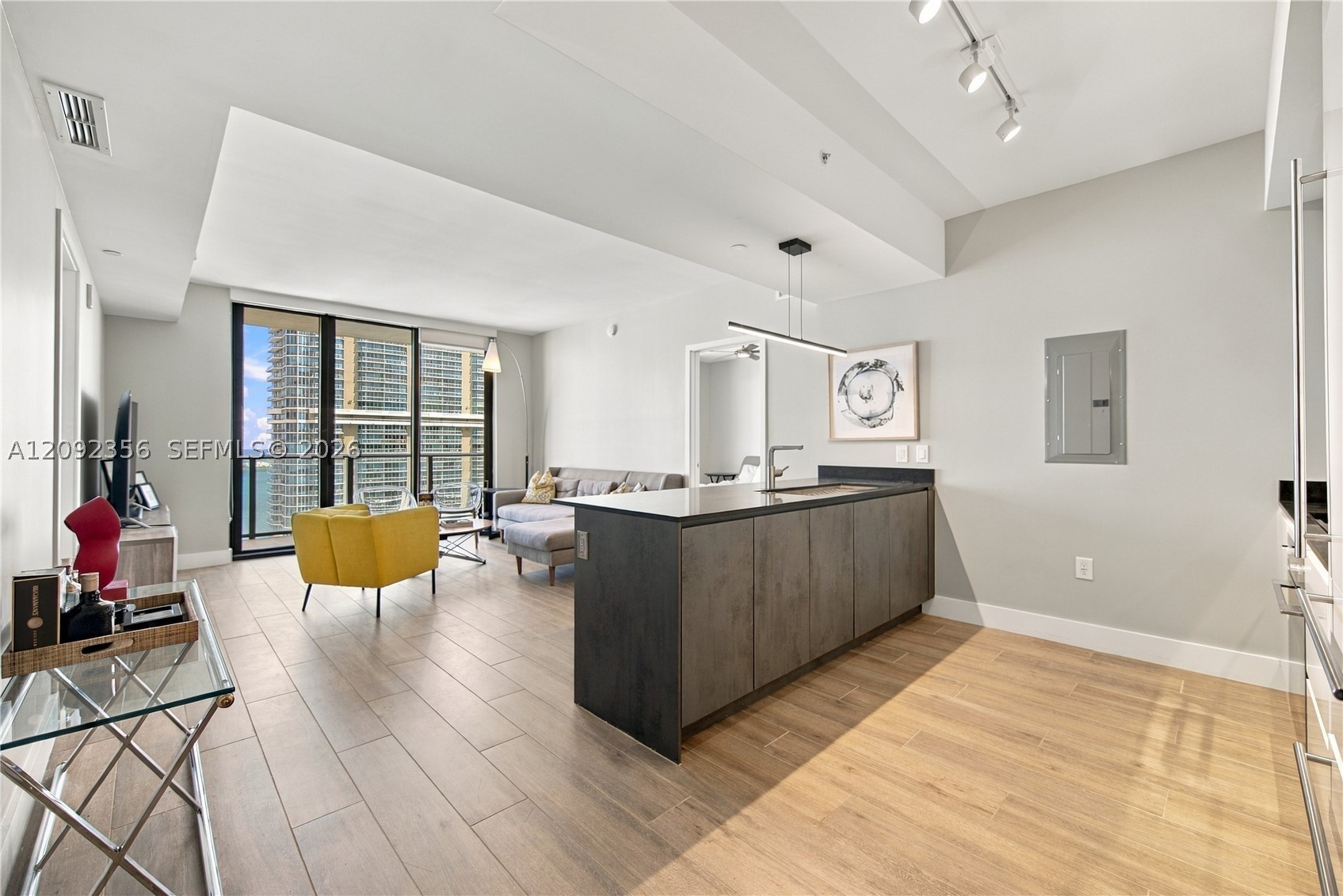 image 1010 Brickell7