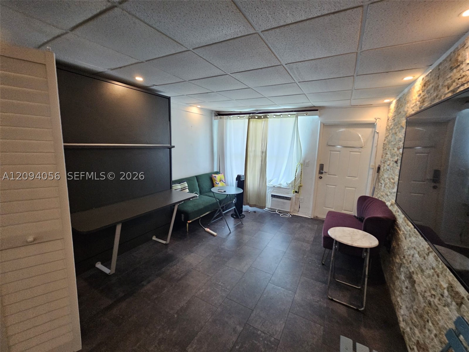 7725 Carlyle Ave #11