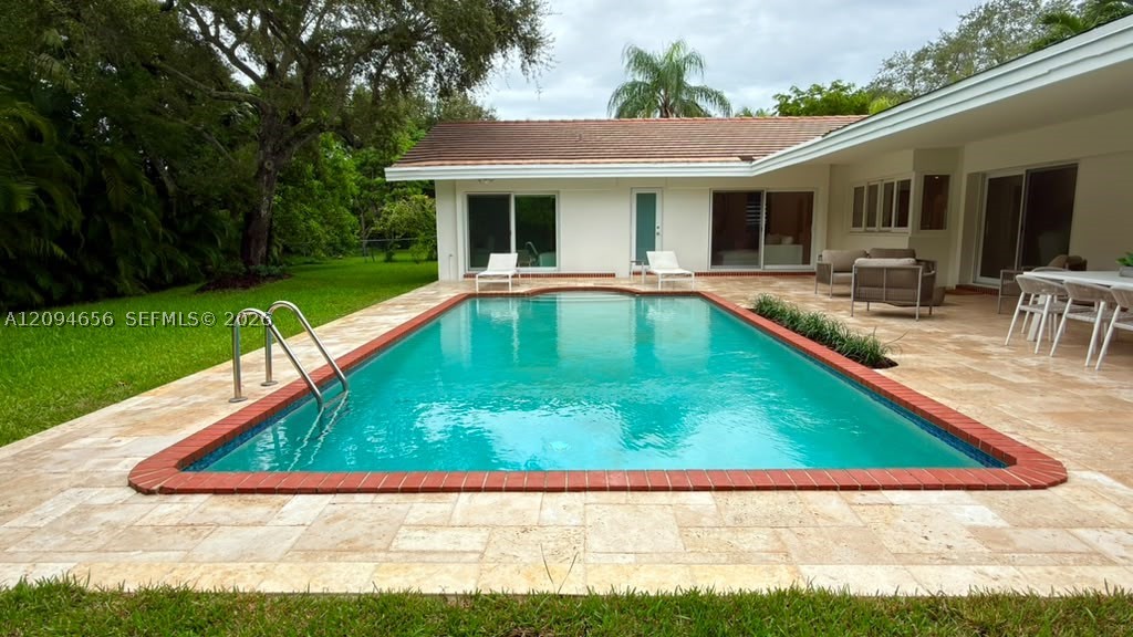 7521 SW 175th St Palmetto Bay, FL 33157