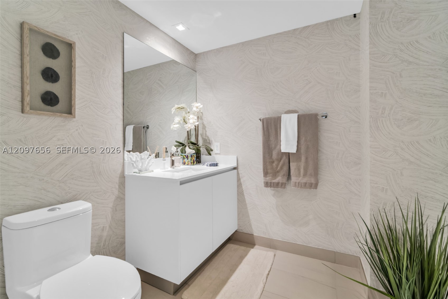 1116 N Ocean Blvd #906 Pompano Beach, FL 33062