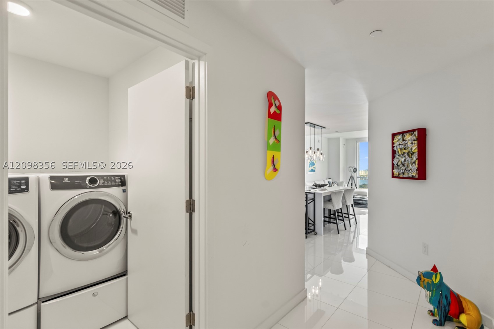 851 NE 1st Ave #3707 Miami, FL 33132