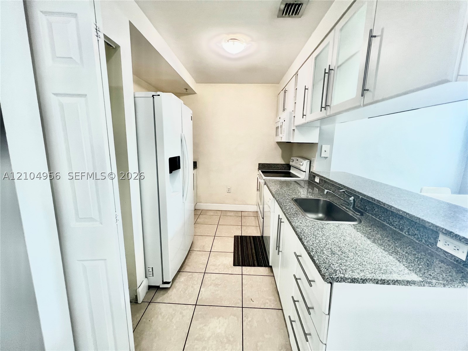 275 NE 18th St #305 Miami, FL 33132