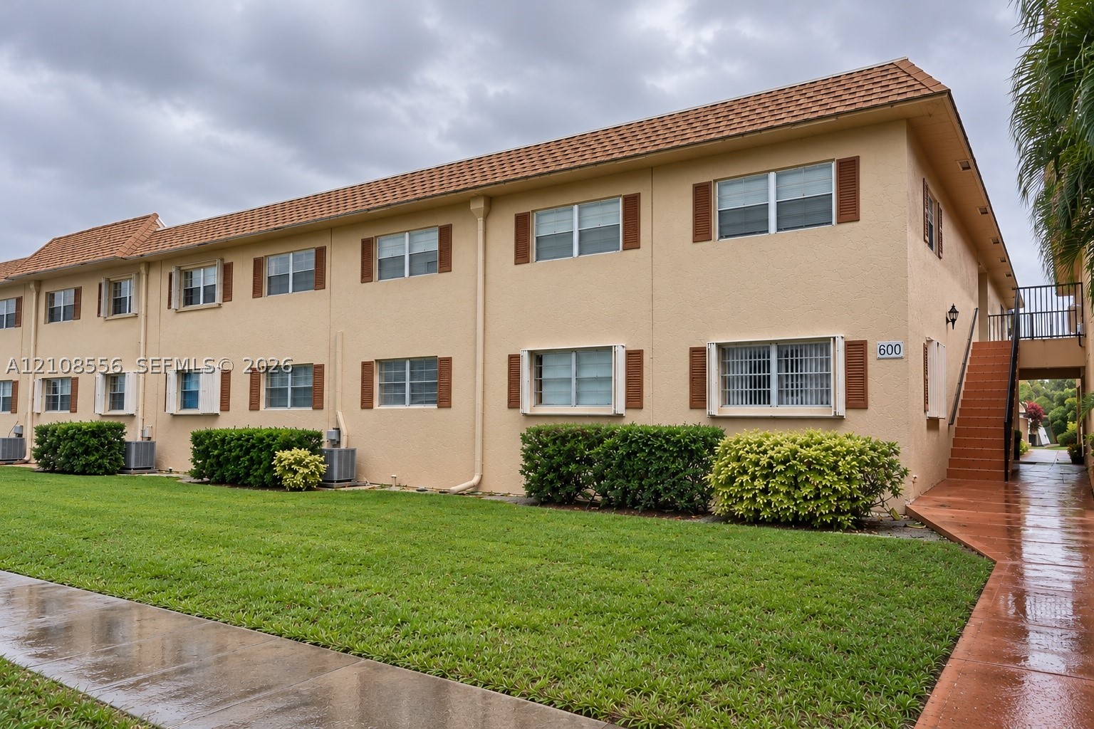 600 SW 2nd Ave #137