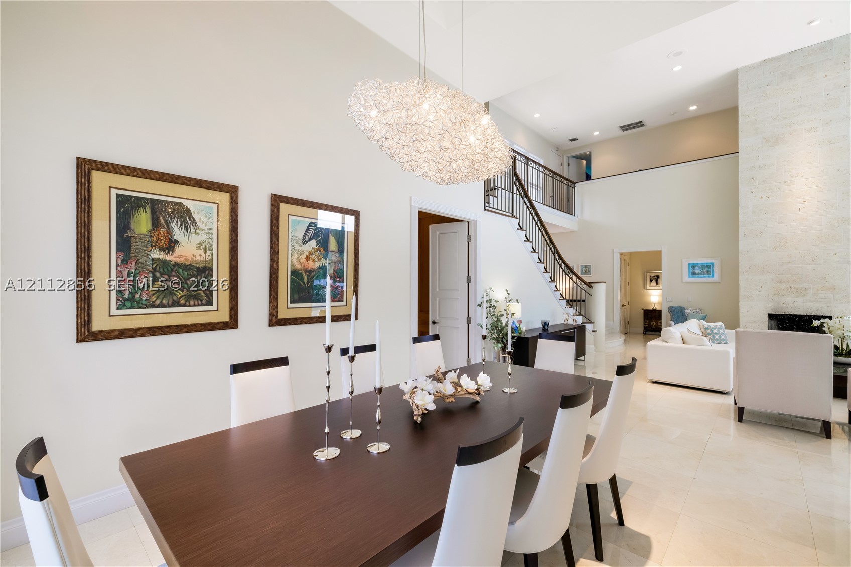 285 Las Brisas Ct Coral Gables, FL 33143