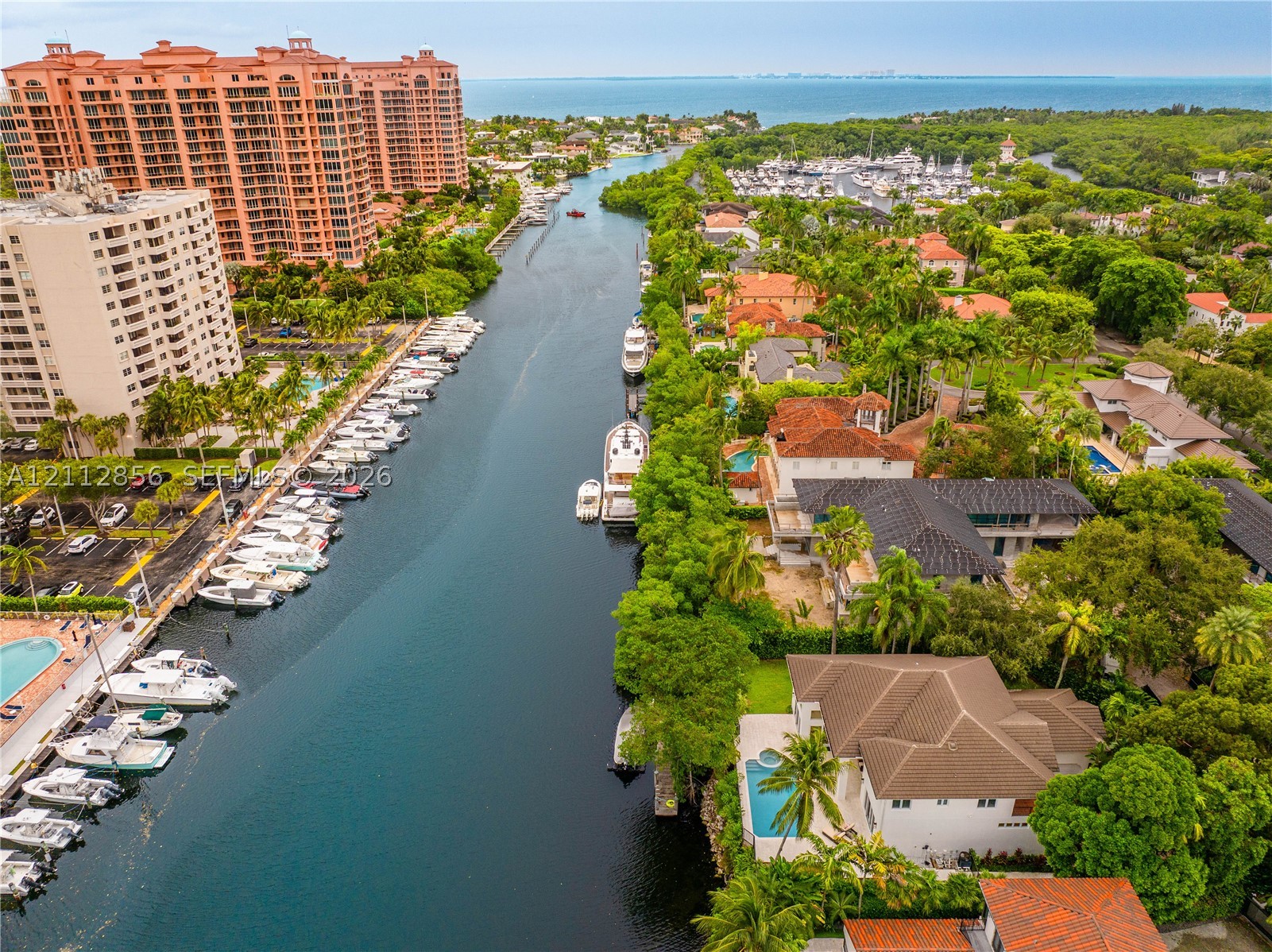 285 Las Brisas Ct Coral Gables, FL 33143