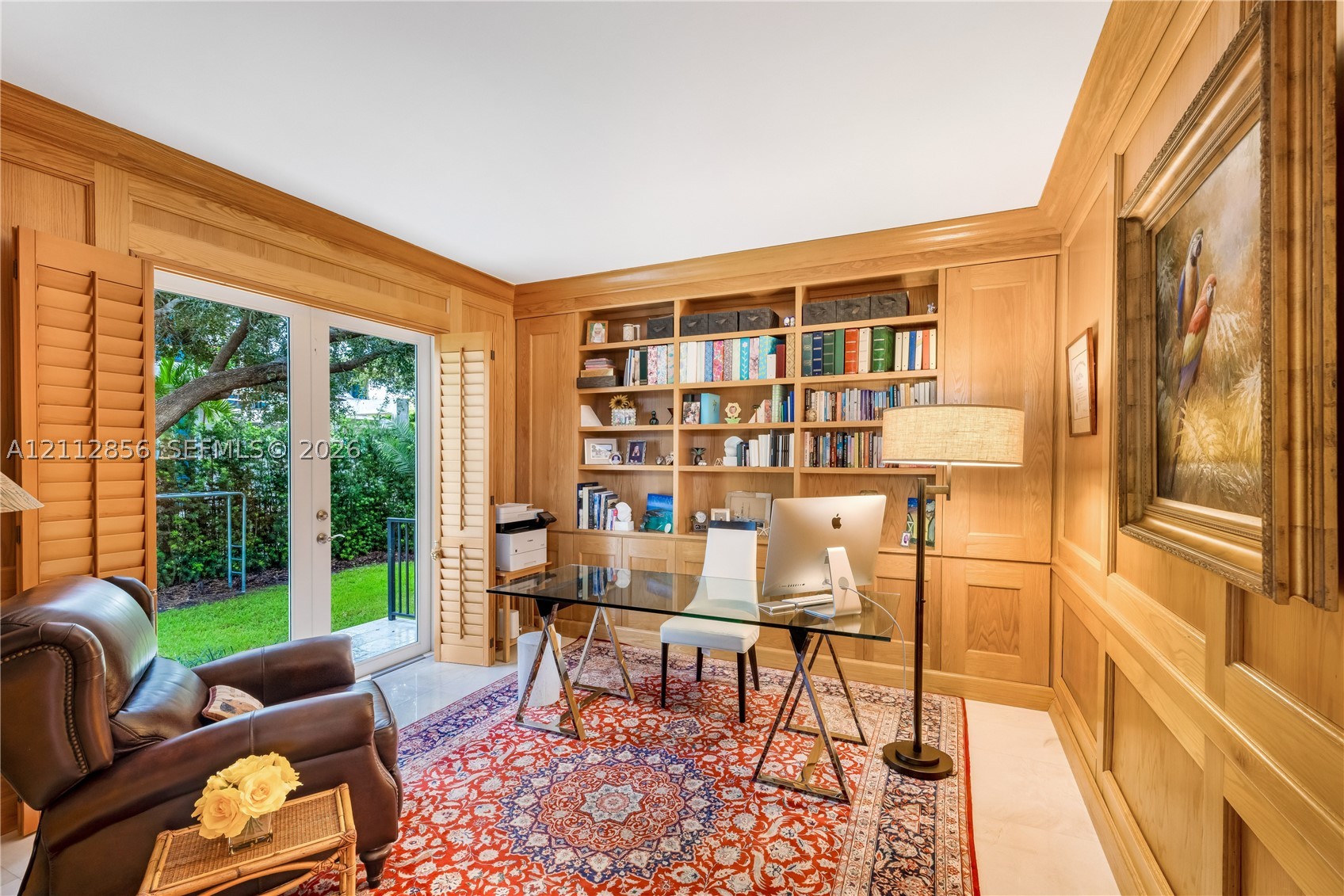285 Las Brisas Ct Coral Gables, FL 33143