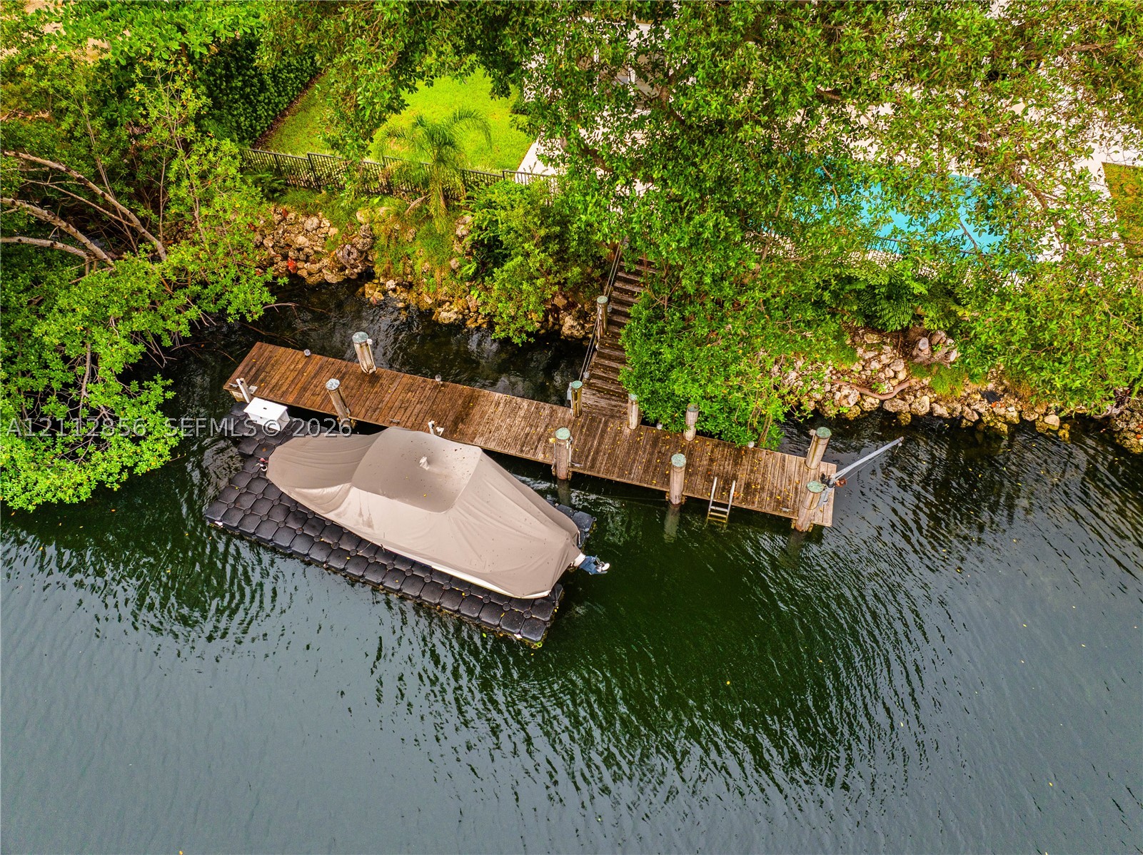 285 Las Brisas Ct Coral Gables, FL 33143