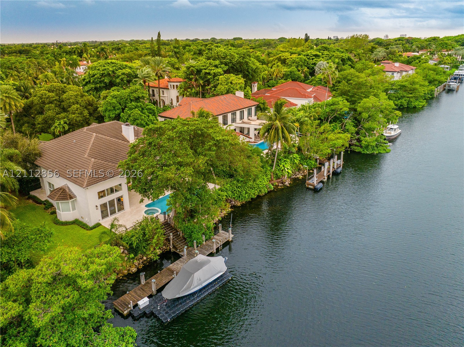 285 Las Brisas Ct Coral Gables, FL 33143