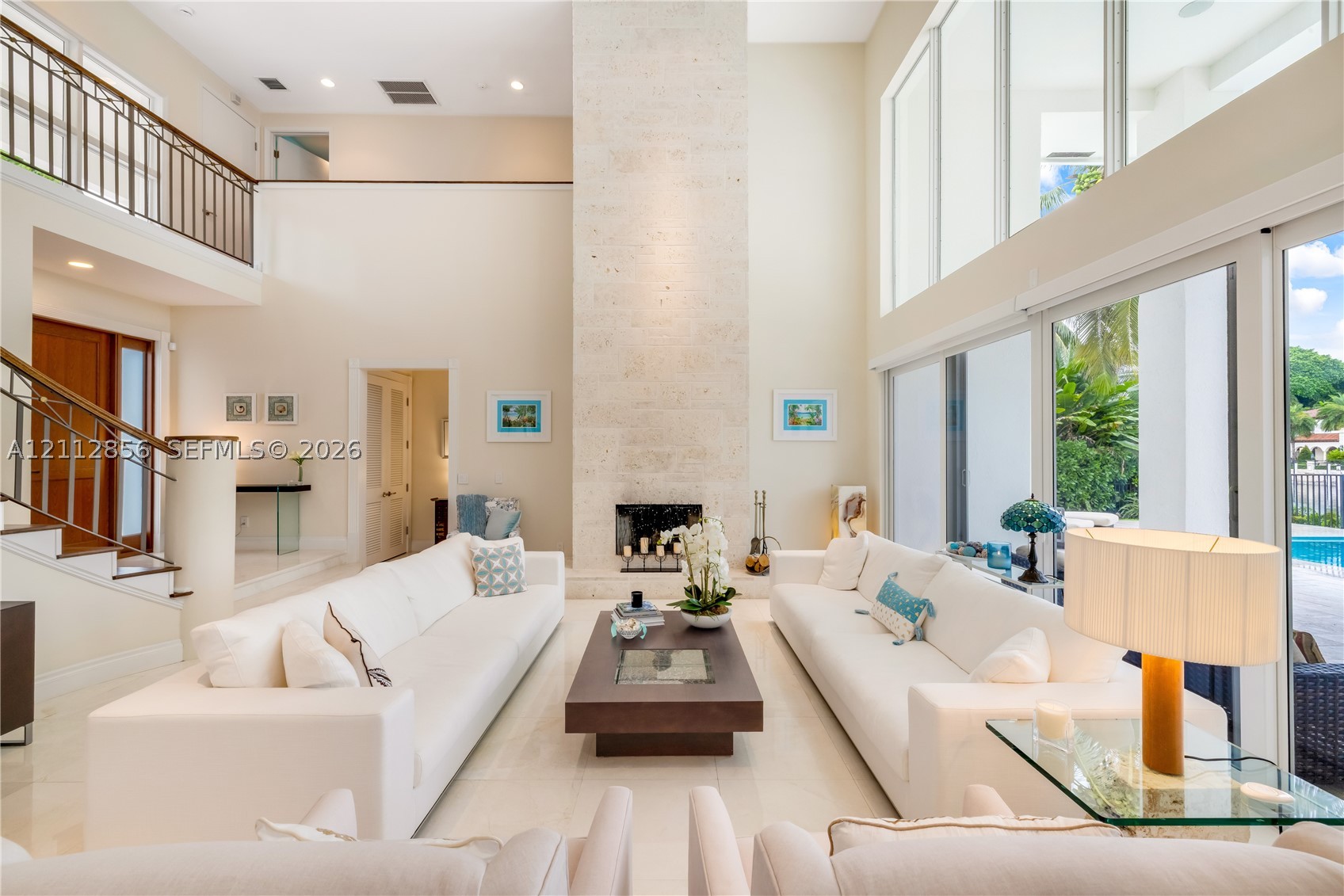 285 Las Brisas Ct Coral Gables, FL 33143