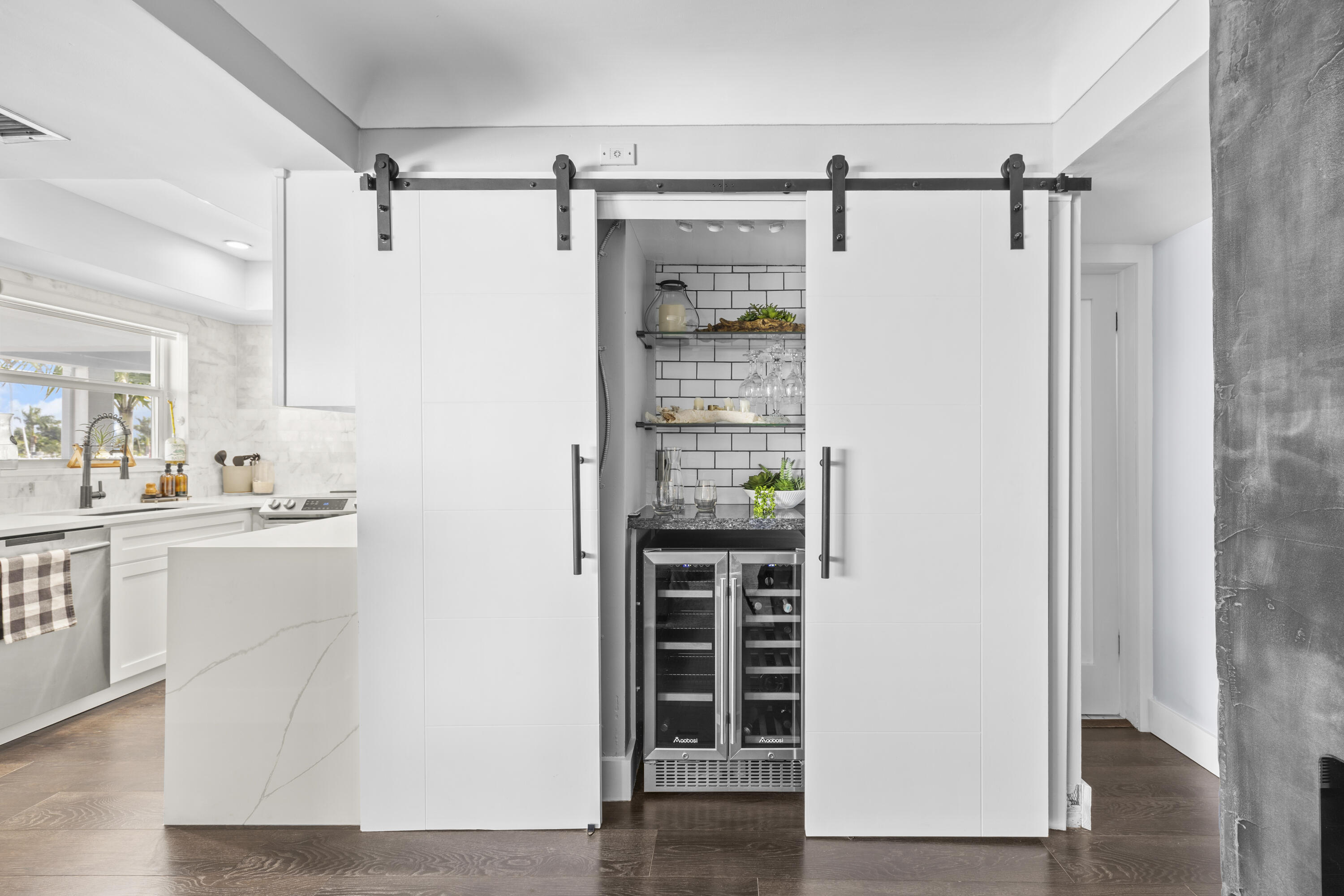 535 Hendricks #302 Fort Lauderdale, FL 33301