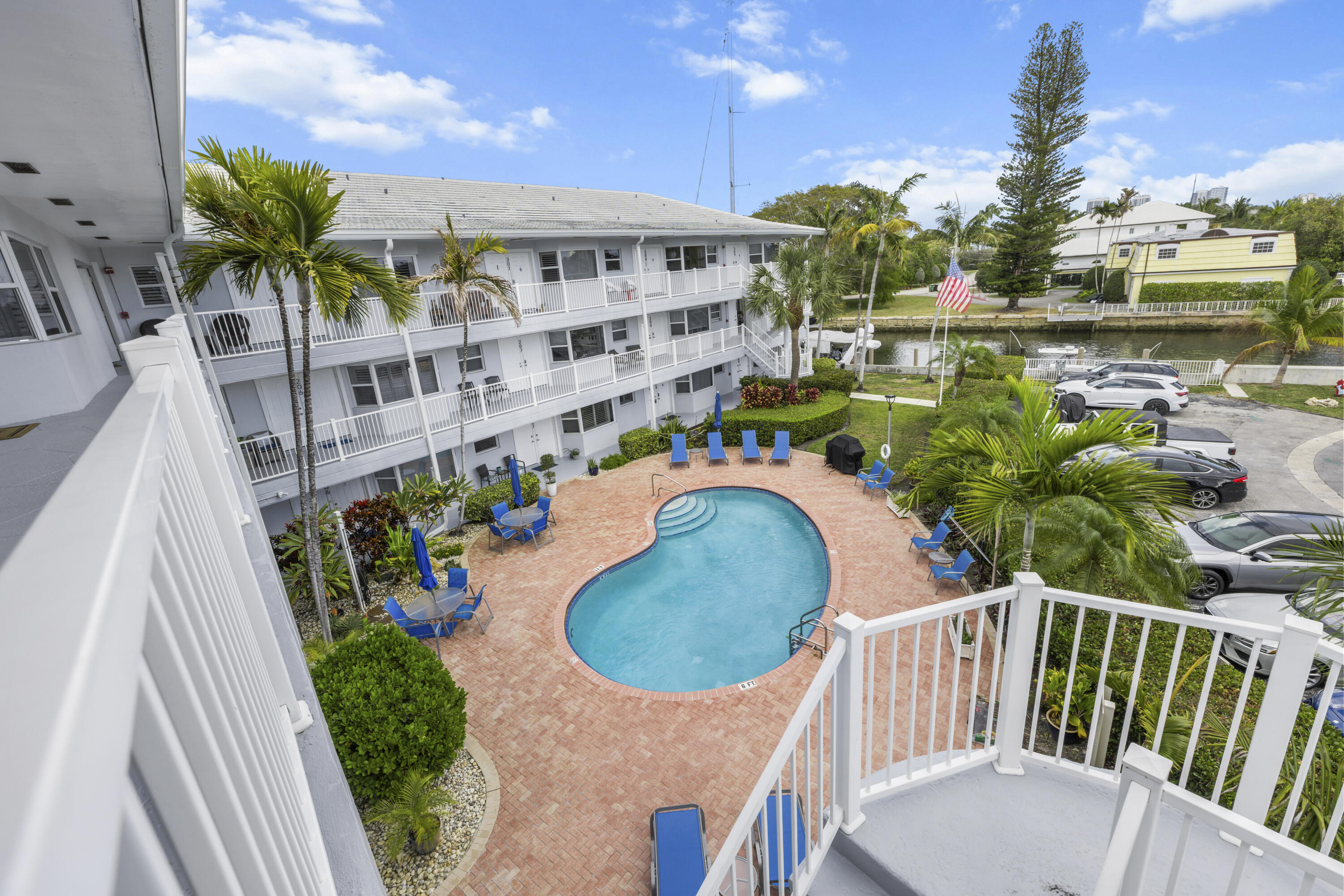 535 Hendricks #302 Fort Lauderdale, FL 33301