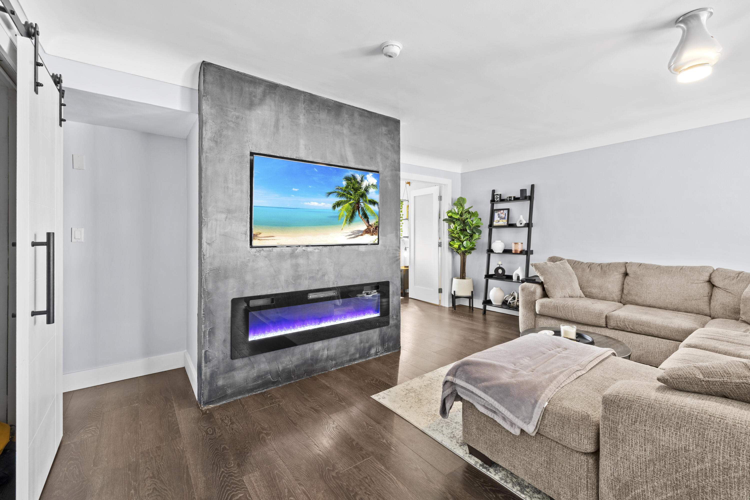 535 Hendricks #302 Fort Lauderdale, FL 33301