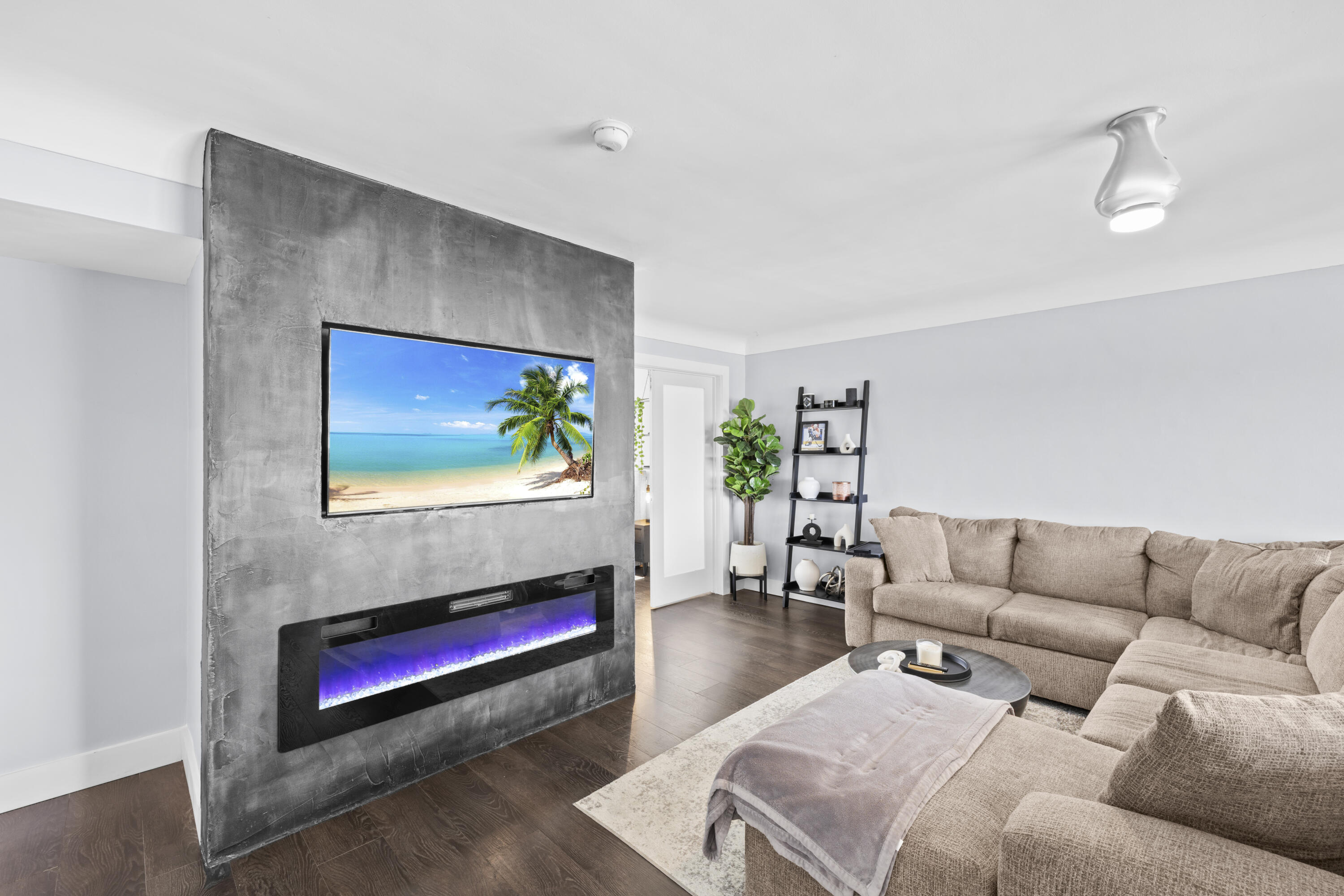 535 Hendricks #302 Fort Lauderdale, FL 33301