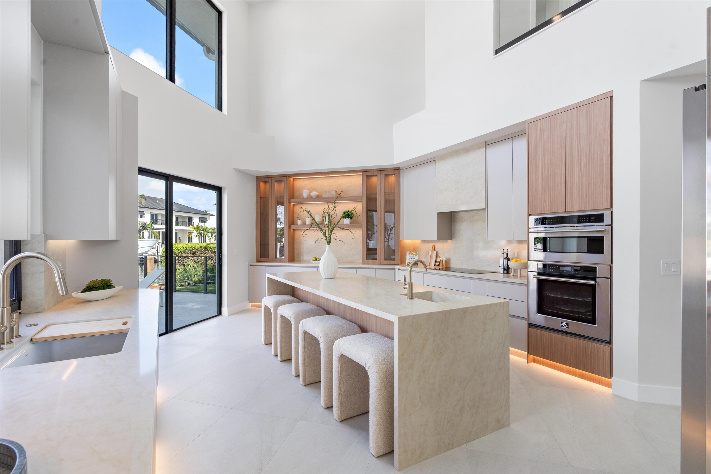 3721 NE 30th Lighthouse Point, FL 33064