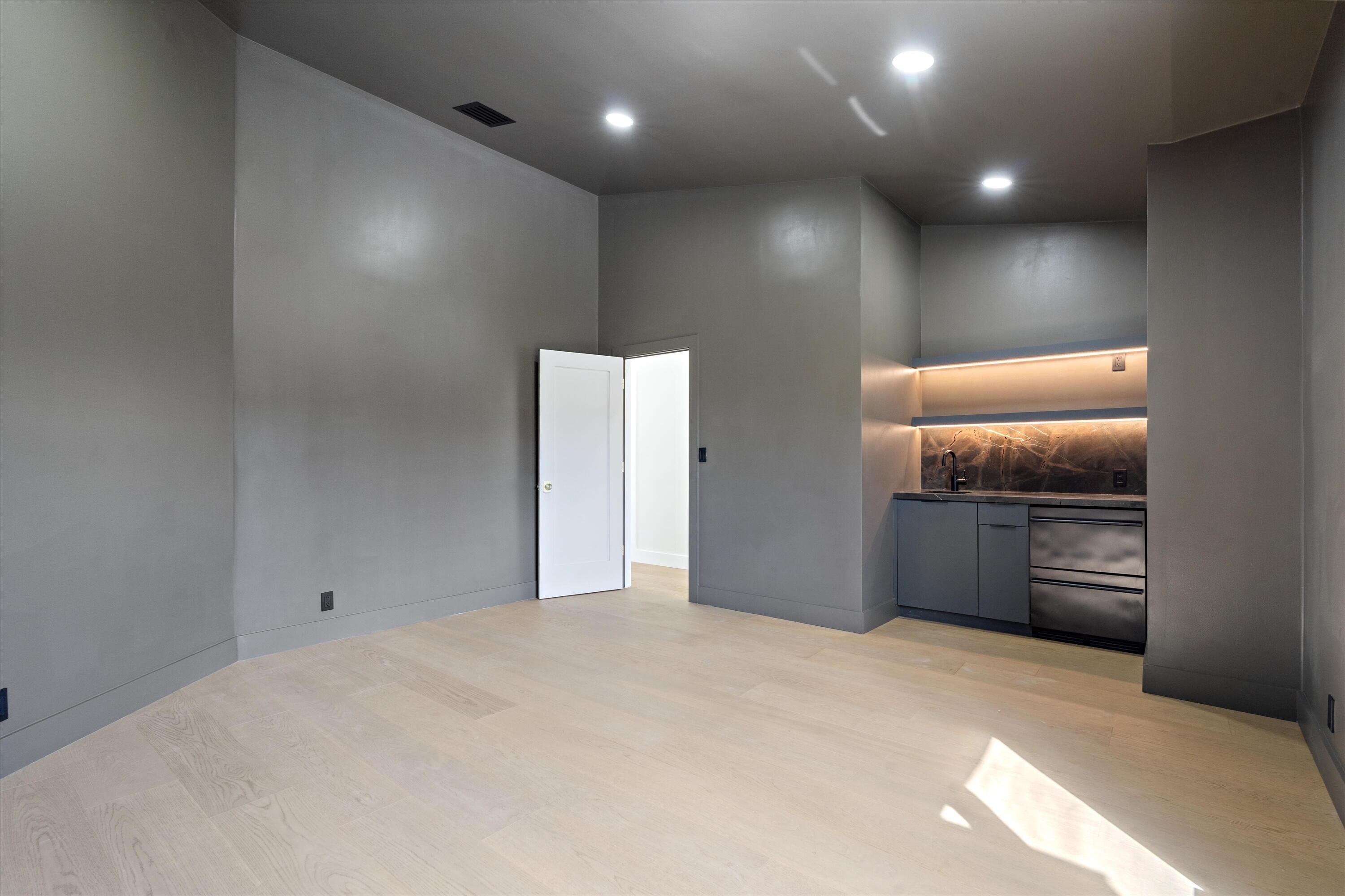 3721 NE 30th Lighthouse Point, FL 33064