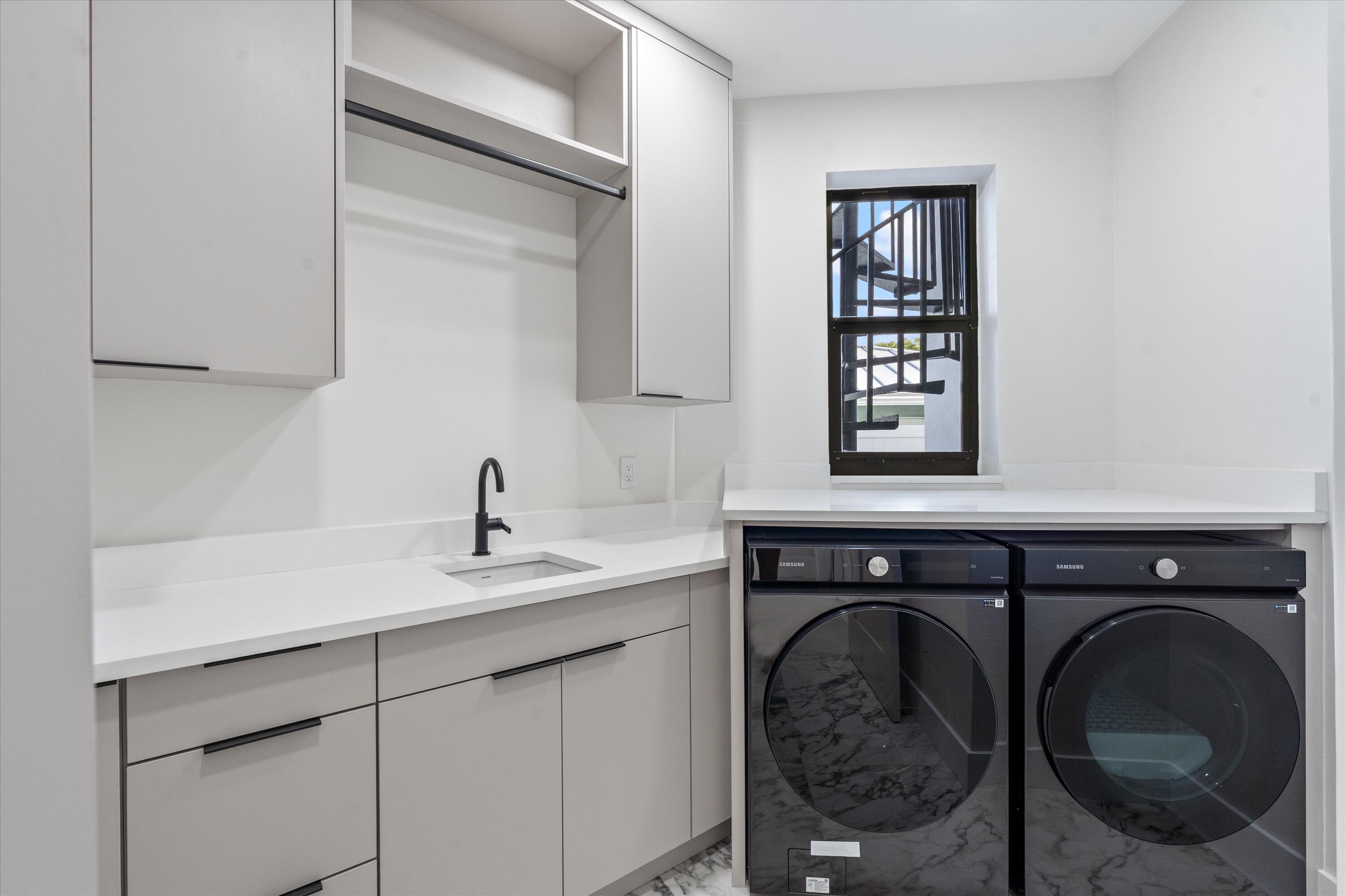 3721 NE 30th Lighthouse Point, FL 33064