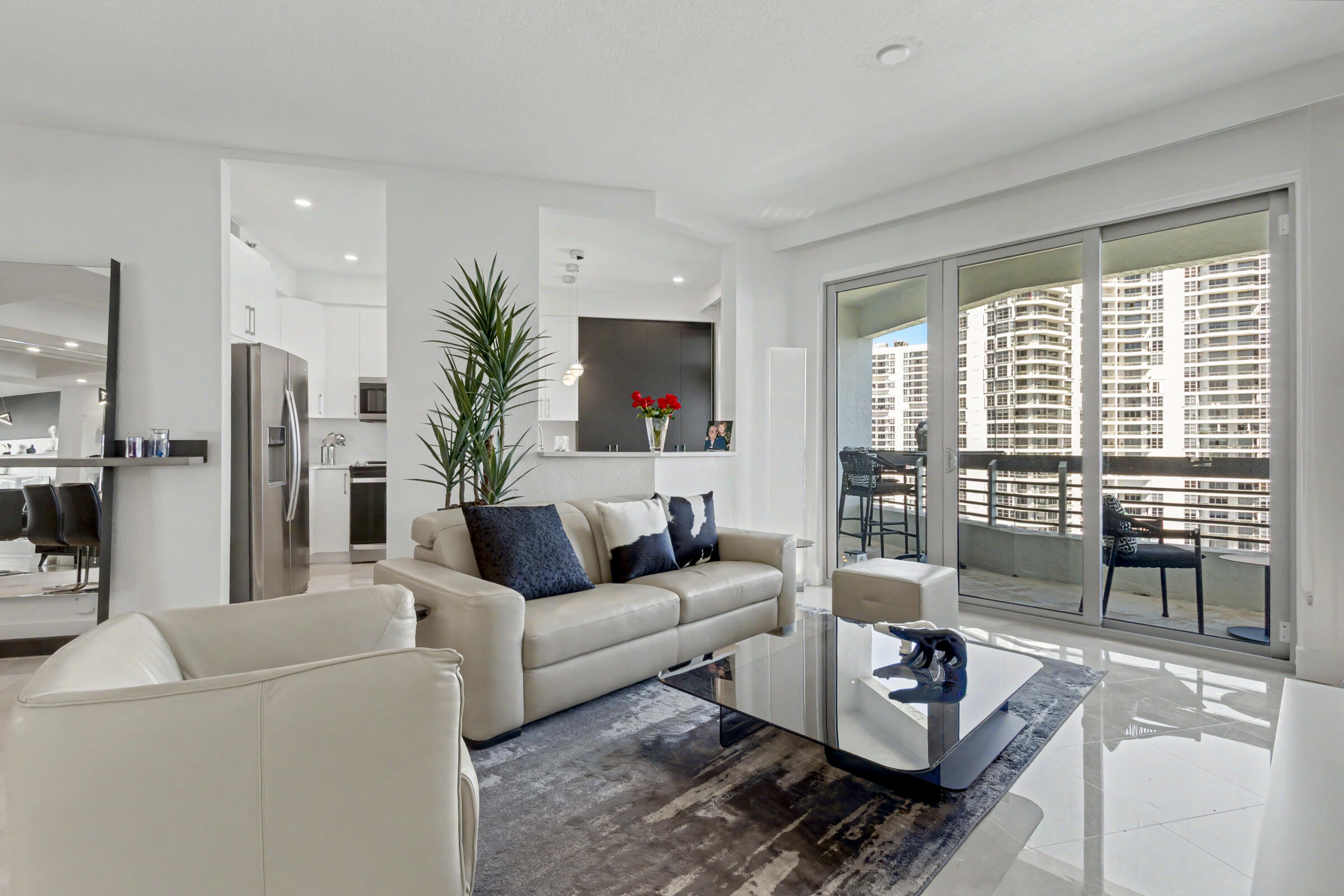 3600 Mystic Pointe #1916 Aventura, FL 33180