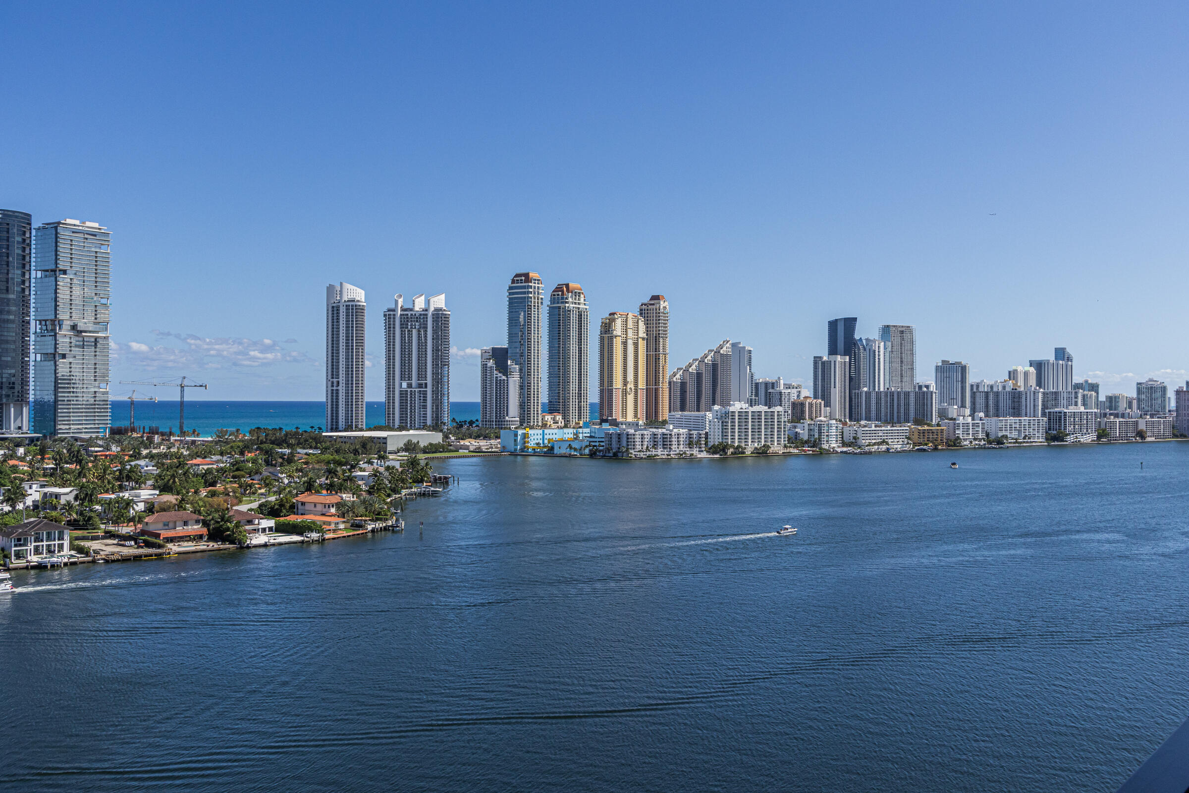 3600 Mystic Pointe #1916 Aventura, FL 33180