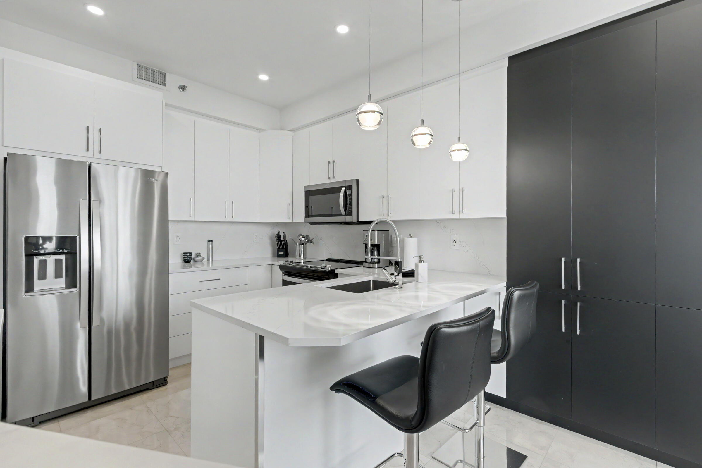 3600 Mystic Pointe #1916 Aventura, FL 33180