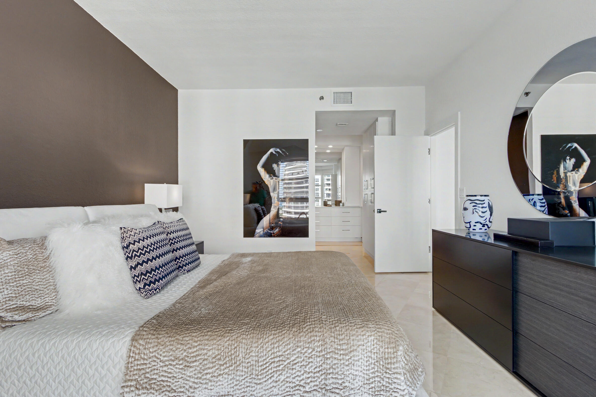 3600 Mystic Pointe #1916 Aventura, FL 33180