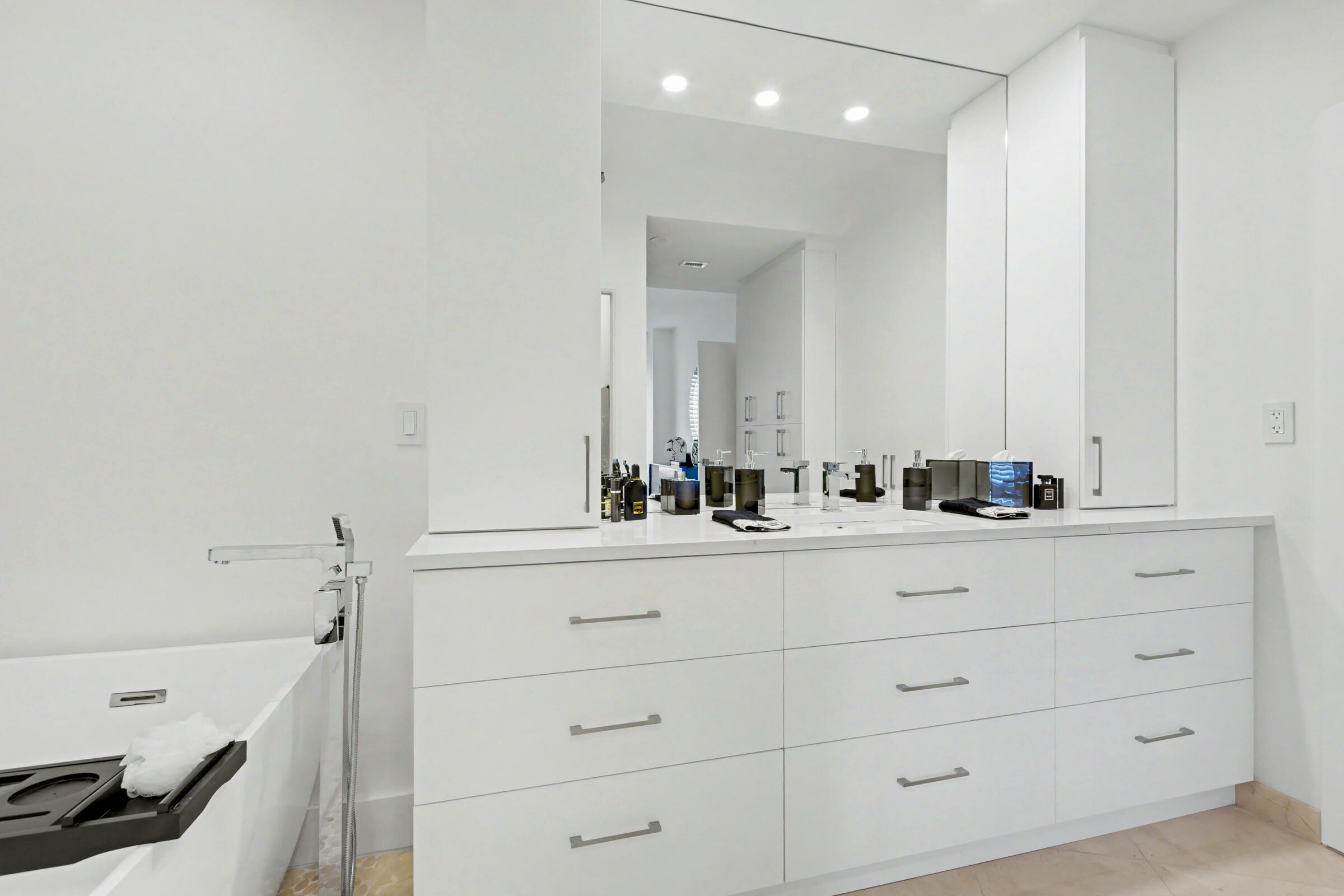 3600 Mystic Pointe #1916 Aventura, FL 33180