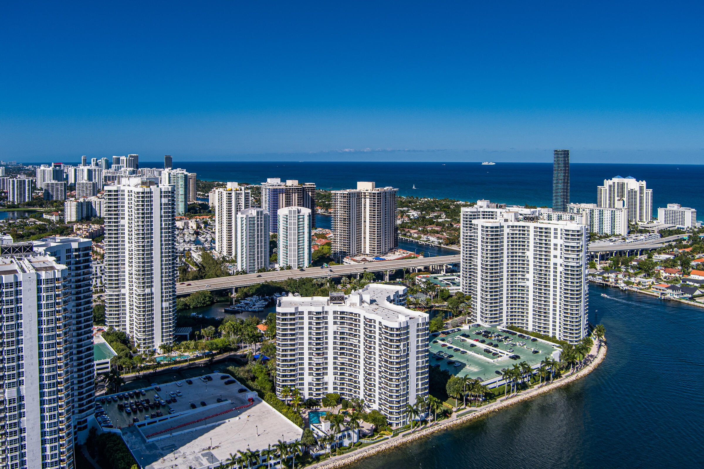 3600 Mystic Pointe #1916 Aventura, FL 33180