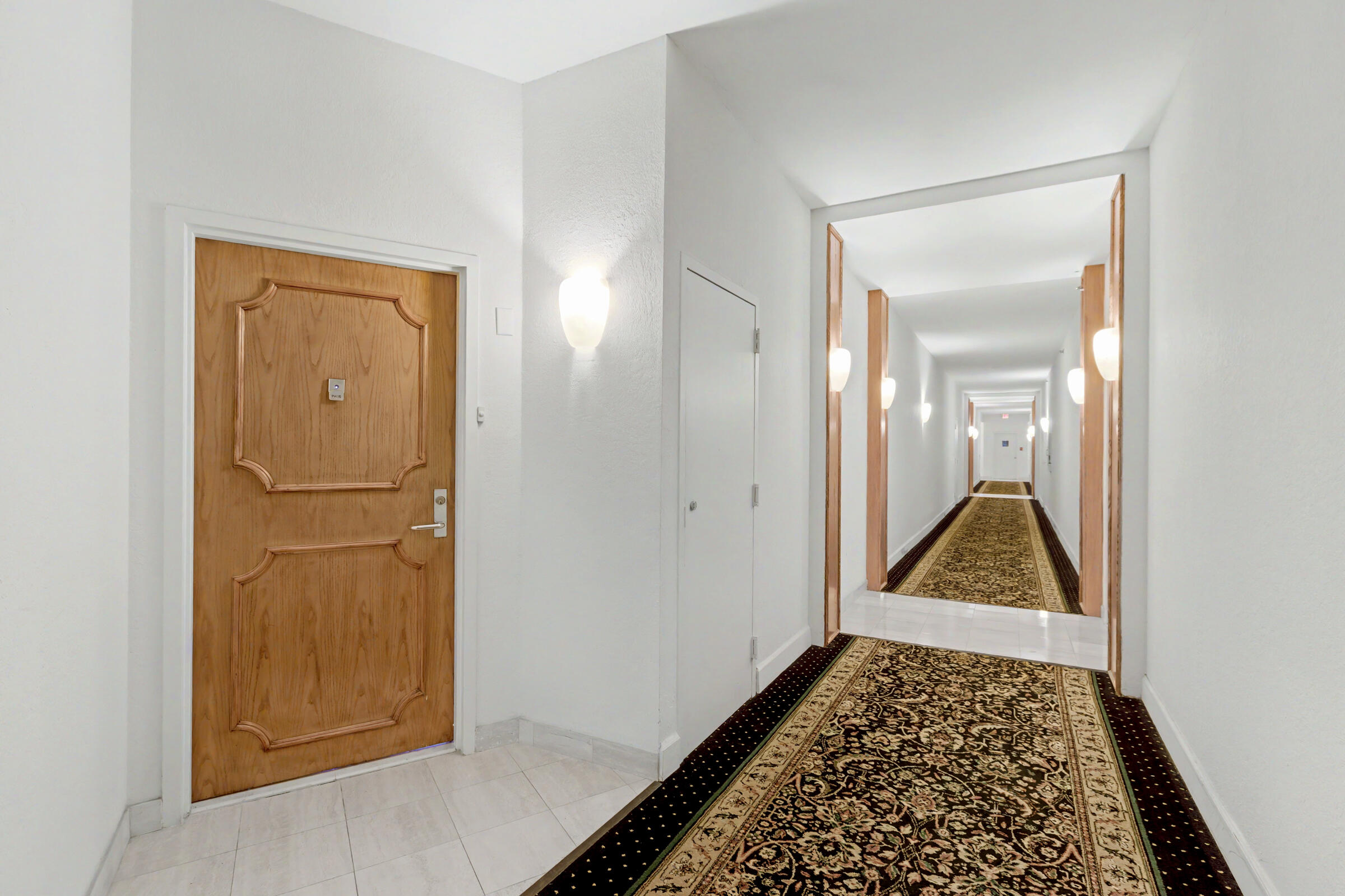 3600 Mystic Pointe #1916 Aventura, FL 33180