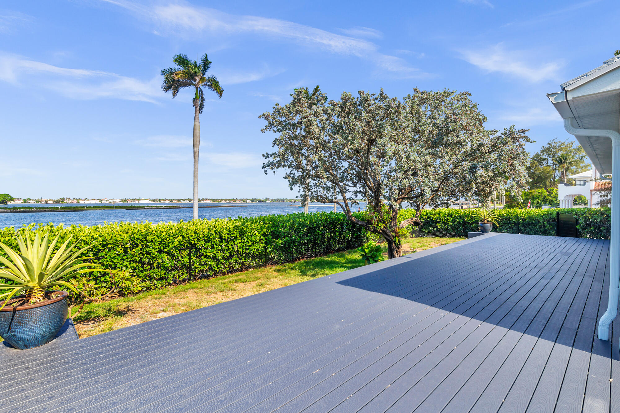 185 Almeria Rd West Palm Beach, FL 33405